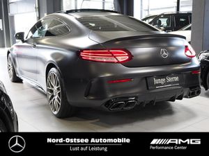 MERCEDES-BENZ C 63 AMG  Night Pano Multibeam Totwinkel Sitzhzg