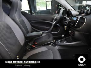 SMART EQ fortwo cabrio passion Tempo Kamera PDC SHZ