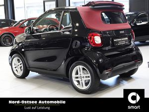 SMART EQ fortwo cabrio passion Tempo Kamera PDC SHZ