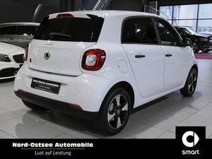 SMART EQ forfour Cool & Audio PDC Sitzheizung Klima