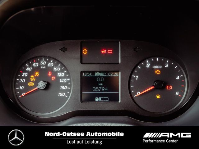 MERCEDES-BENZ Sprinter 311 L2H2  Klima AHK Tachograph MBUX