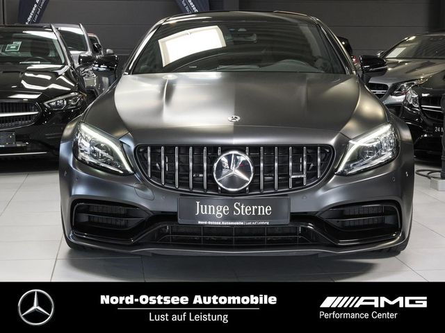 MERCEDES-BENZ C 63 AMG  Night Pano Multibeam Totwinkel Sitzhzg