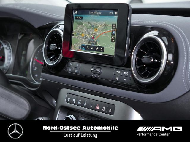 MERCEDES-BENZ T 180 Edition  Autom LED Navi Kam SHZ Tempomat