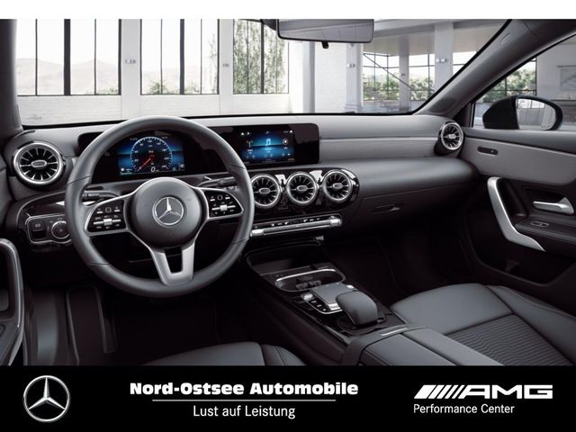 MERCEDES-BENZ A 180 d Progressive LED Parkpaket Navi Sitzhz Te