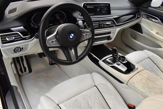 BMW 750i xDrive M Sport+Individual+Mega Ausstattung!