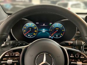 MERCEDES-BENZ GLC 220 d 4MATIC *Memory*MBUX*PANO*KAMERA*DISTR