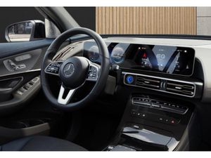 MERCEDES-BENZ EQC 400 4MATIC *Memory*MBUX*SDach*KAMERA*DISTR