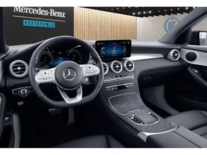 MERCEDES-BENZ GLC 300 e 4MATIC Coupé *AMG*Night*MBUX*KAMERA*LM