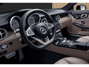 MERCEDES-BENZ AMG SLC 43 *Memory*KAMERA*PANO*Airscarf*COMAND