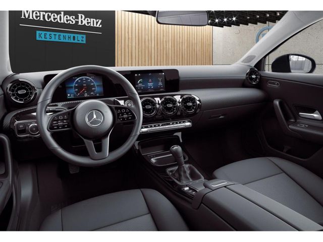 MERCEDES-BENZ A 180 d Kompaktlimousine *KAMERA*MBUX*NAVI*LED**