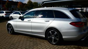 MERCEDES-BENZ C 200 T AVANTGARDE/Comand/360/AHK/LED/Totwinkel