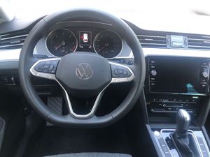 VW Passat Variant Business 2.0 TDI AHK**0,99% FIN**