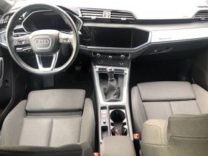 AUDI Q3 Sportback 1.5 TFSI S line 6-Gang Navi 19 Zoll