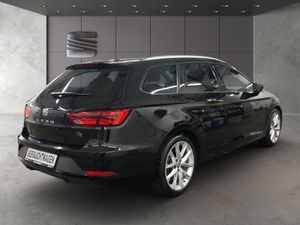 SEAT Leon ST 1.5 TSI FR Black Matt DSG*NAVI*AHK*UVM*