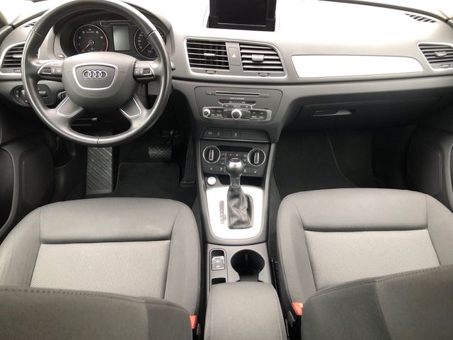 AUDI Q3 1.4 TFSI cylinder on demand 110 KW Navi