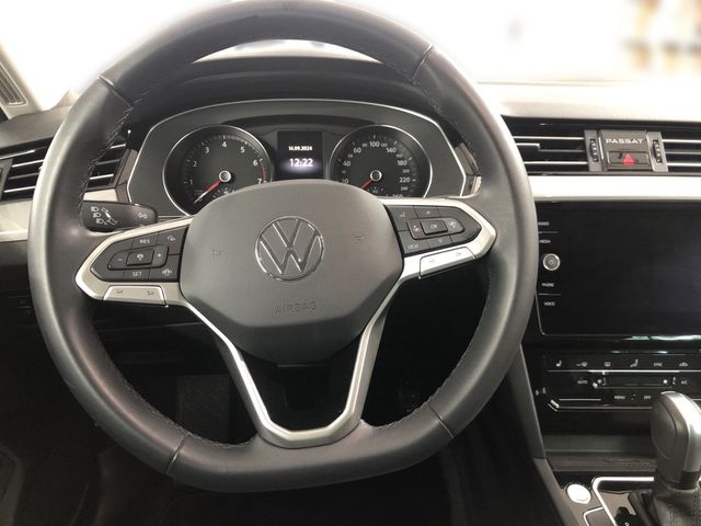 VW Passat Variant 1.5 TSI Business DSG *AHK*LED*ACC*