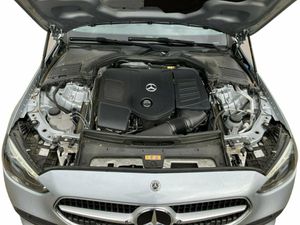 MERCEDES-BENZ C 180 T-Modell SpurW KAM PDC SpurH Navi AUT AHK