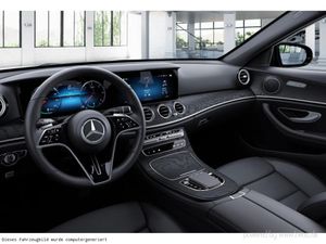 MERCEDES-BENZ E 200 d T-Modell SpurW KAM PDC Navi AUT AHK FLA