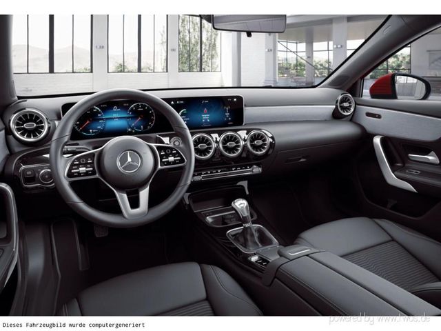 MERCEDES-BENZ A 180 progressive STH Pano KAM PDC SpurH Navi