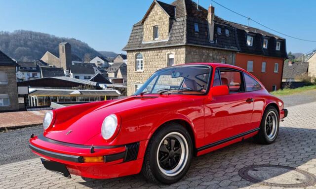 Porsche 911 S