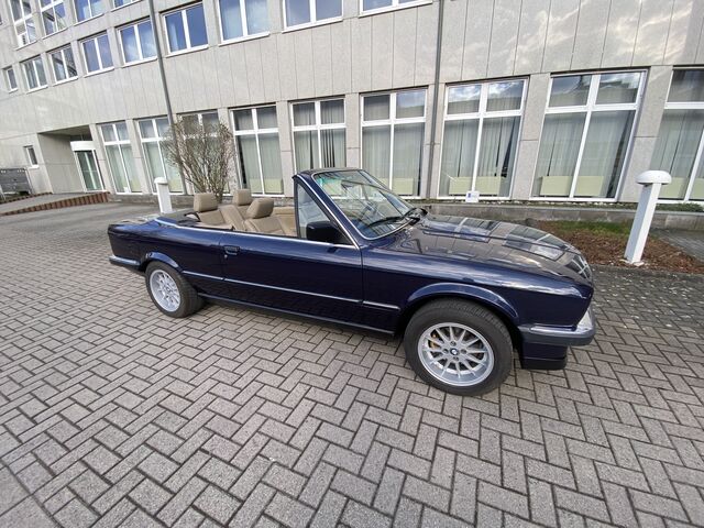 BMW 325