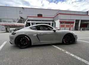 Porsche Cayman