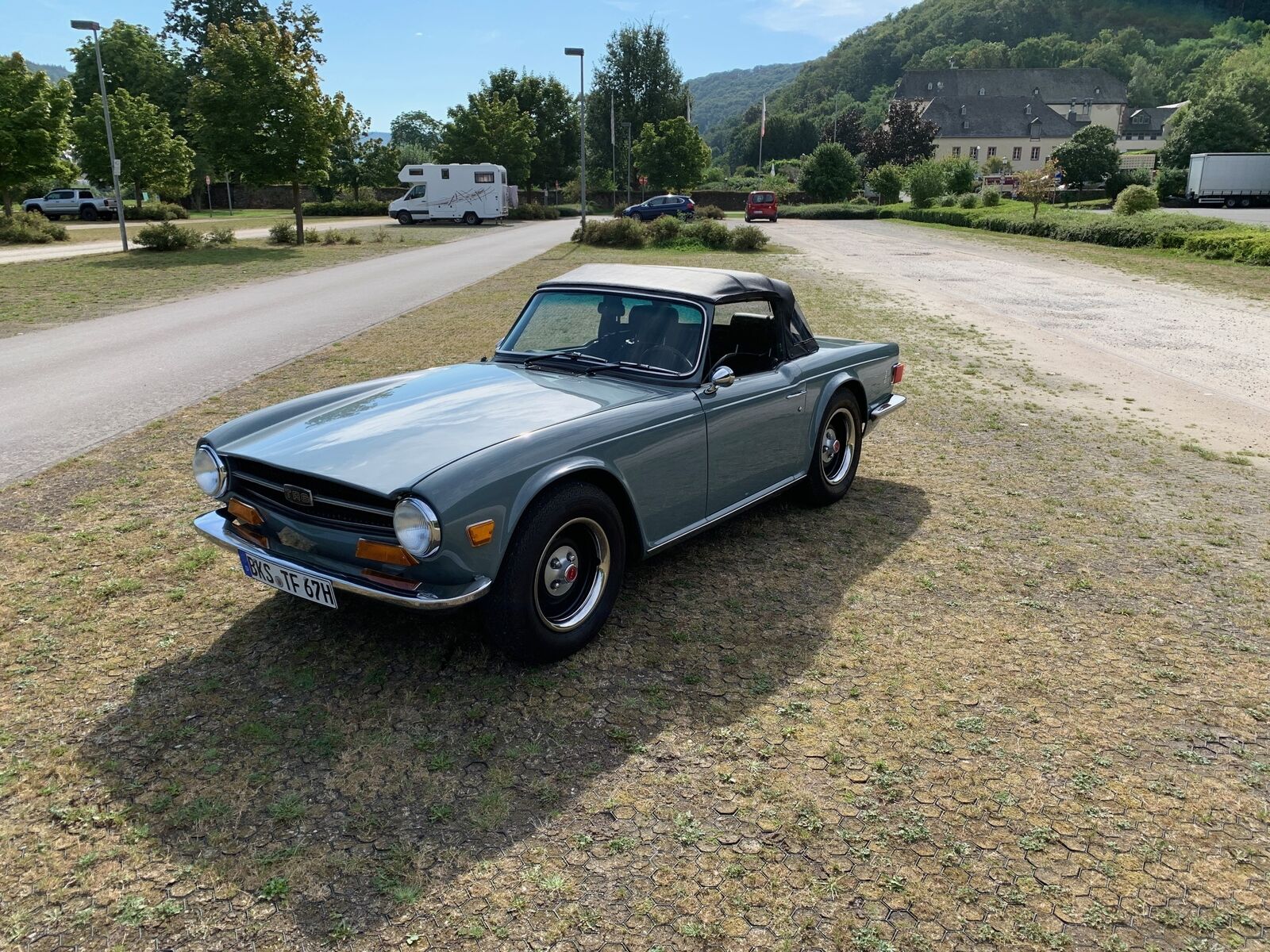 Triumph TR6