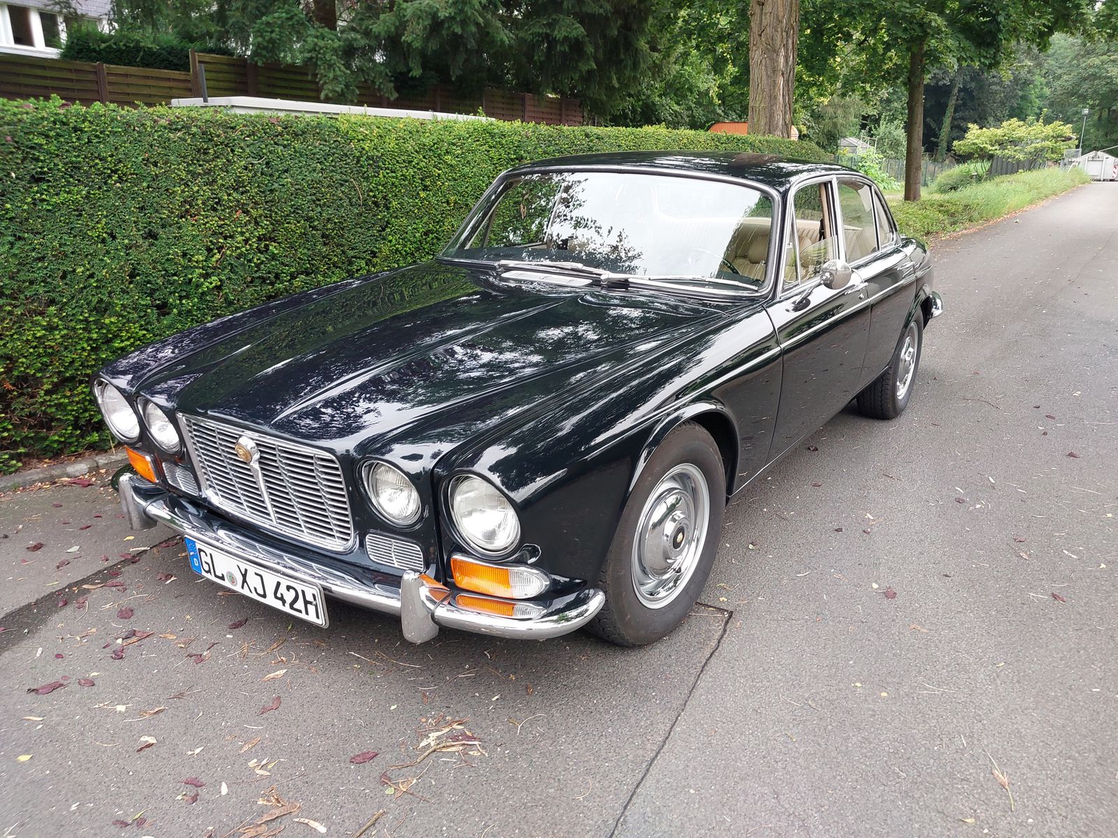 Jaguar XJ6