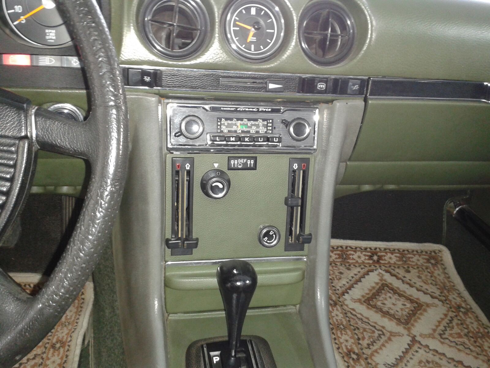 Mercedes-Benz 350 350 SLC