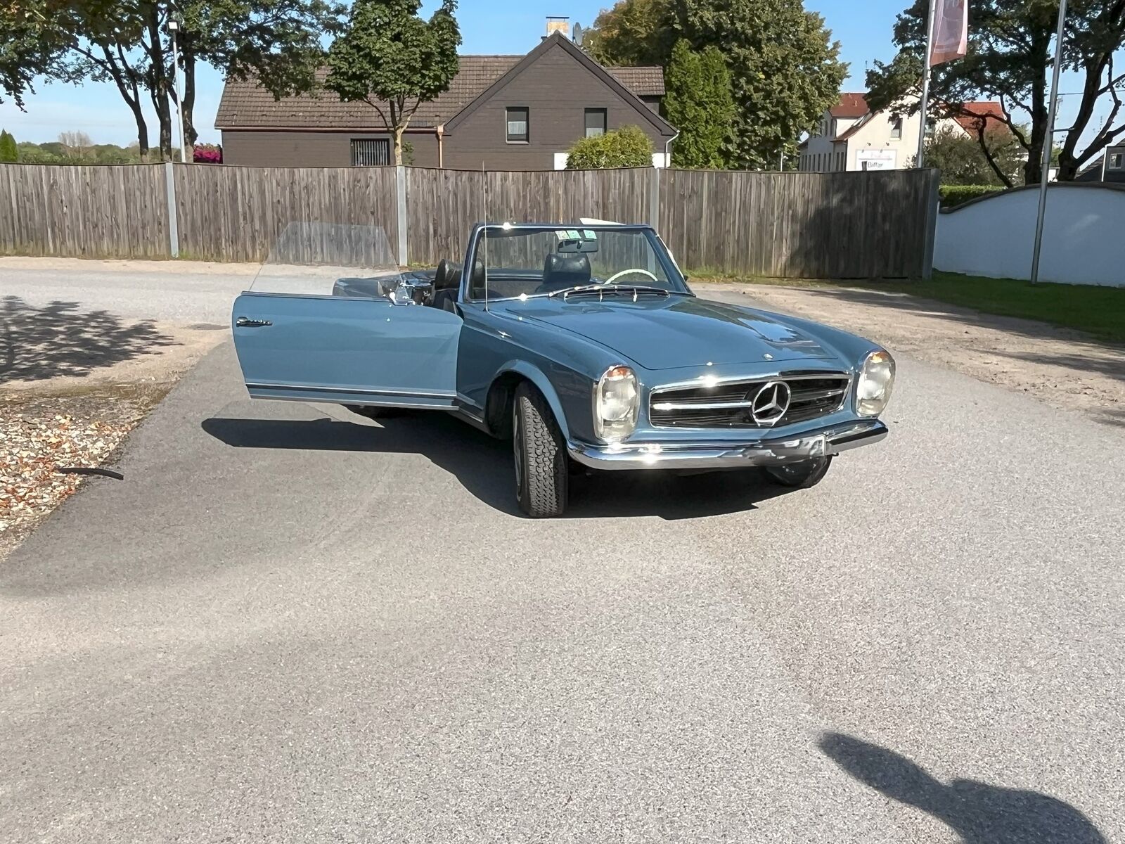 Mercedes-Benz SL 280