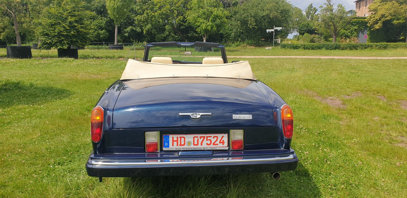 Rolls-Royce Corniche