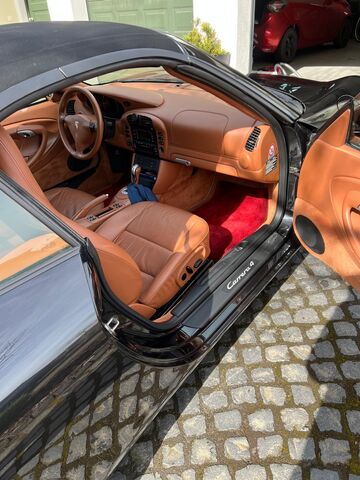 Porsche Carrera 4