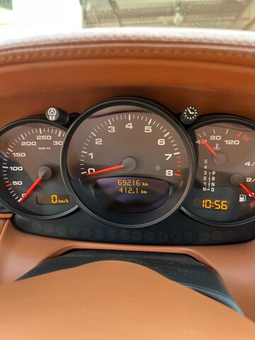 Porsche Carrera 4