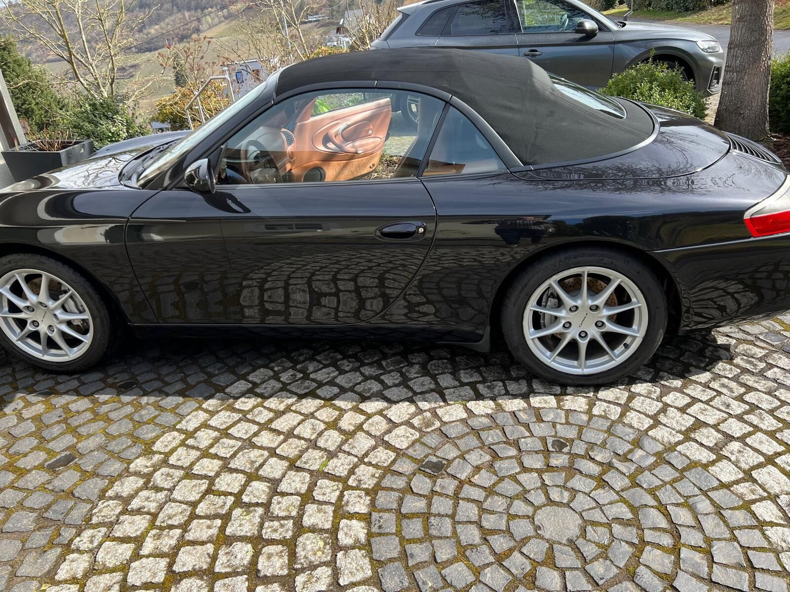 Porsche Carrera 4